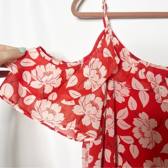 New with tags Abercrombie and Fitch Floral Ruffle Sleeve Dress - Picture 3 of 5